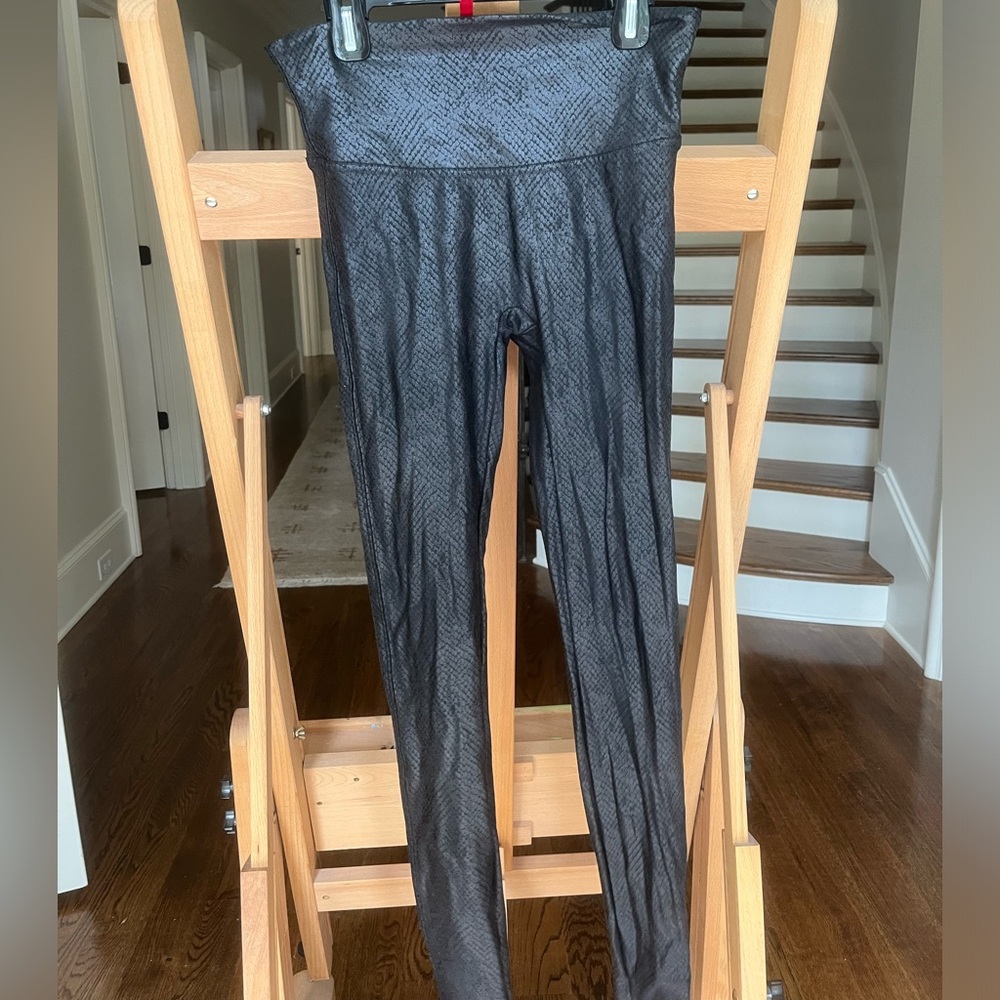 SPANX Charcoal Snake Print Leggings